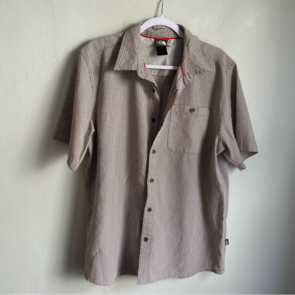 The Northface Men’s Gingham Short Sleeve Shirt
